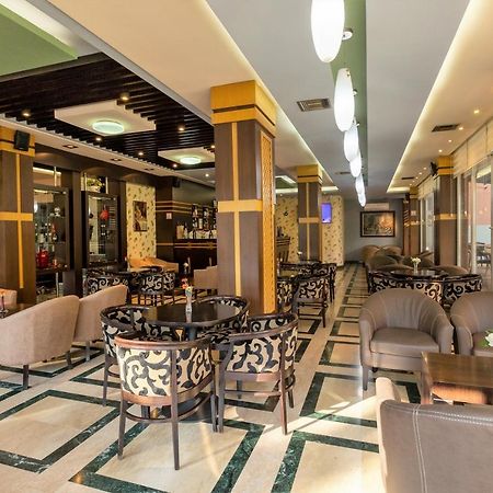 Prince Hotel Tirana Eksteriør billede