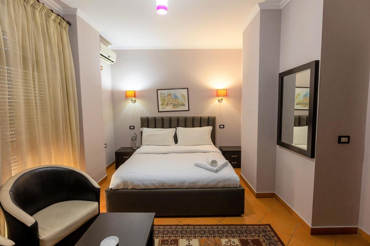 Prince Hotel Tirana Eksteriør billede