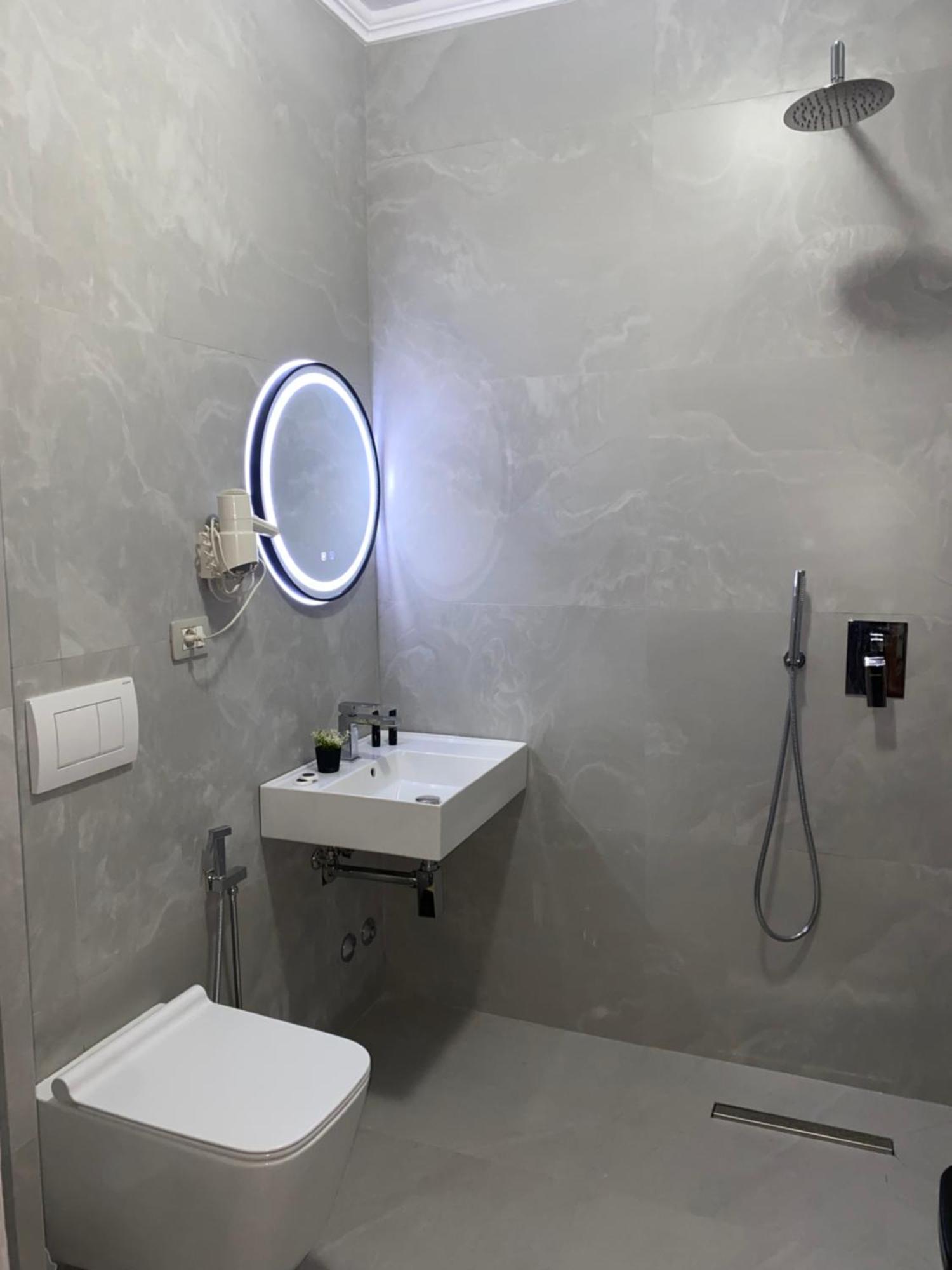 Prince Hotel Tirana Eksteriør billede